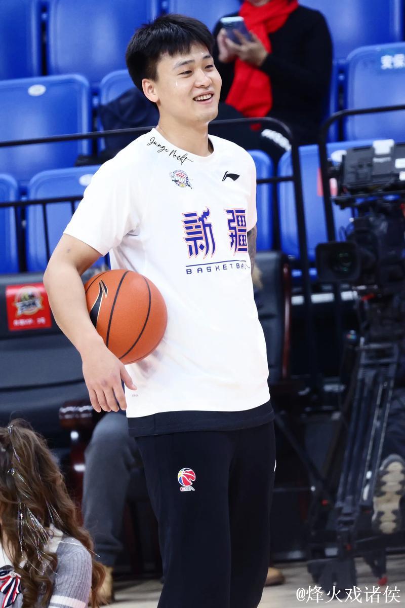 赵睿17+5齐麟22分新疆大胜浙江 总分1-0领先